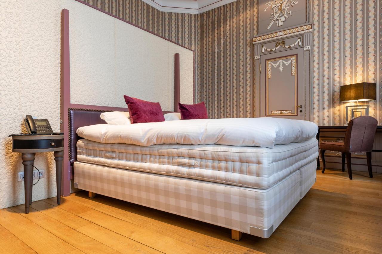 Hotel Der Valk Sélys & 4*