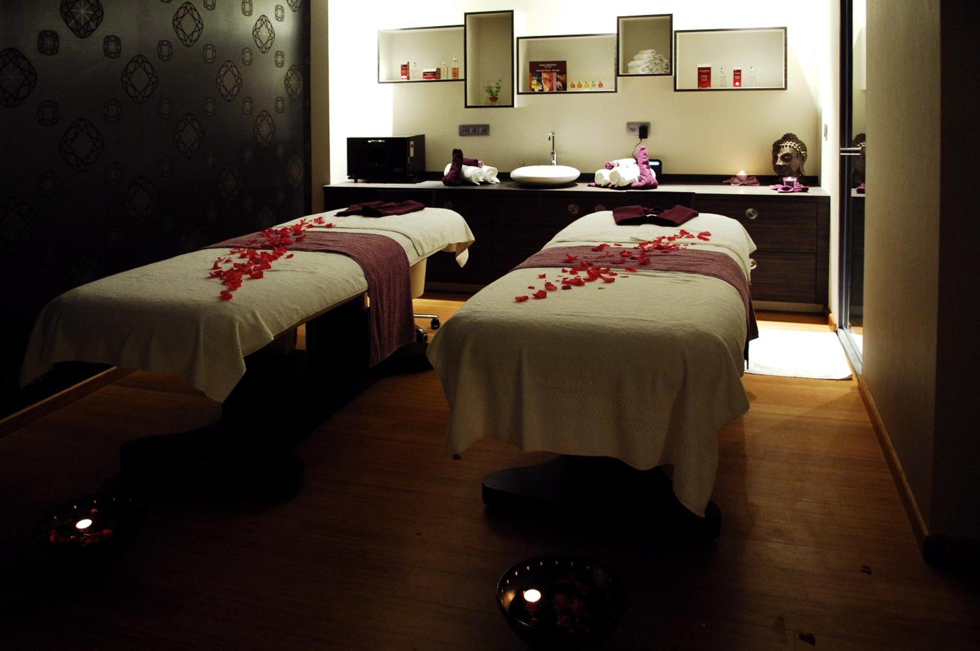 Hotel Der Valk Sélys & 4*